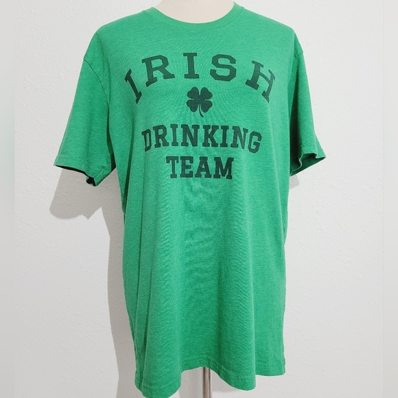 Irish Drinking Team T-shirt Unisex Size LARGE Green St. Patricks Day Funny Party - Picture 2 of 8